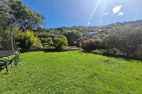 Photo of property in 13 Waikare Street, Karori, Wellington, 6012
