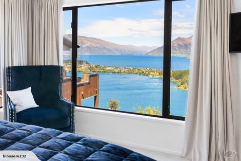 Photo of property in 5a Bolton Lane, Queenstown, 9300