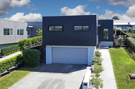 Photo of property in 10 Stockyard Crescent, Pukekohe, 2120