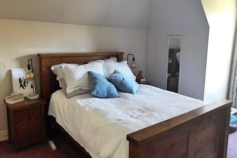 Photo of property in 5 Oaktree Lane, Bishopdale, Christchurch, 8053