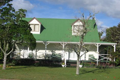 Photo of property in 6 Coutts Road, Pauanui, Hikuai, 3579