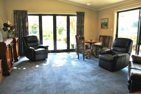 Photo of property in 241 Milford Road, Te Anau, 9600