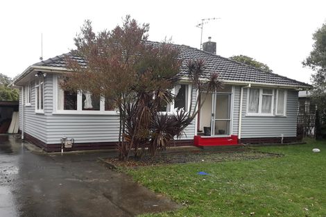 Photo of property in 21 Crewe Crescent, Hokowhitu, Palmerston North, 4410