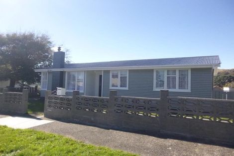Photo of property in 33 Leicester Street, Cannons Creek, Porirua, 5024