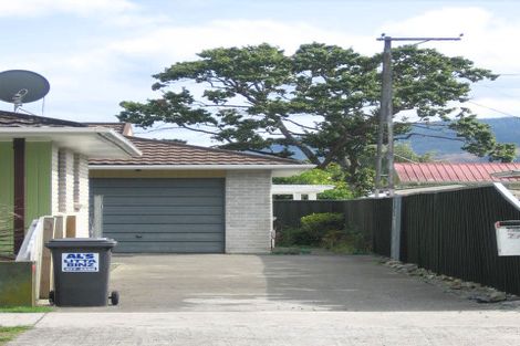 Photo of property in 2/7 Lane Street, Wallaceville, Upper Hutt, 5018
