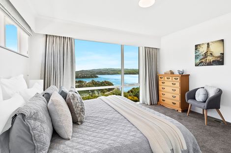 Photo of property in 5 Compass Way, Whitby, Porirua, 5024