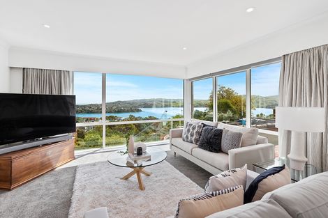 Photo of property in 5 Compass Way, Whitby, Porirua, 5024