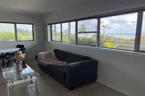 Photo of property in 86 Hadfield Street, Beach Haven, Auckland, 0626