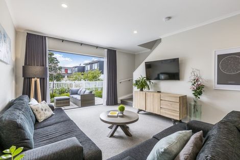 Photo of property in 7 Tahuhu Road, Mount Wellington, Auckland, 1062