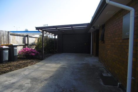 Photo of property in 1/9b Prestons Road, Redwood, Christchurch, 8051
