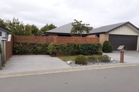 Photo of property in 9 Vittoria Lane, Pegasus, 7612