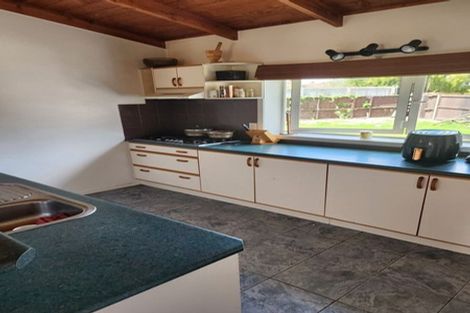 Photo of property in 10 Godwit Place, Waiuku, 2123