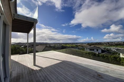 Photo of property in 12 Butler Stoney Crescent, Silverdale, 0932