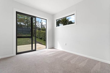 Photo of property in 1/1 Brian Avenue, Forrest Hill, Auckland, 0620