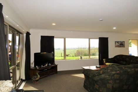 Photo of property in 91 Buckley Road, Shannon, Palmerston North, 4474