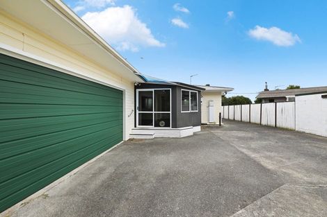 Photo of property in 58 Garden Heights Avenue, Glenview, Hamilton, 3206