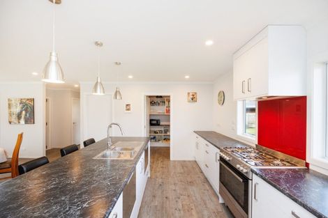 Photo of property in 13 Roots Street East, Feilding, 4702