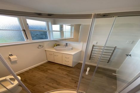 Photo of property in 70 Peat Place, Whanganui, 4500