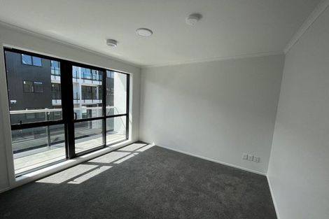 Photo of property in 4/11 Carlos Drive, Flat Bush, Auckland, 2016