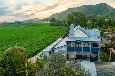 Photo of property in 37 Gillies Crescent, Waimarama, Havelock North, 4294