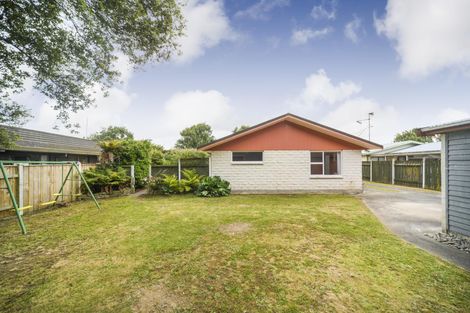Photo of property in 23 Humphries Place, Awapuni, Palmerston North, 4412