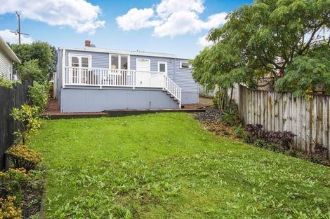 Photo of property in 1/57 James Laurie Street, Henderson, Auckland, 0612