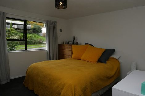 Photo of property in 41 Omapere Street, Whitby, Porirua, 5024