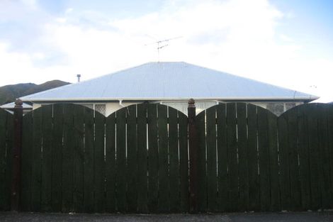 Photo of property in 55 Godley Street, Waiwhetu, Lower Hutt, 5010