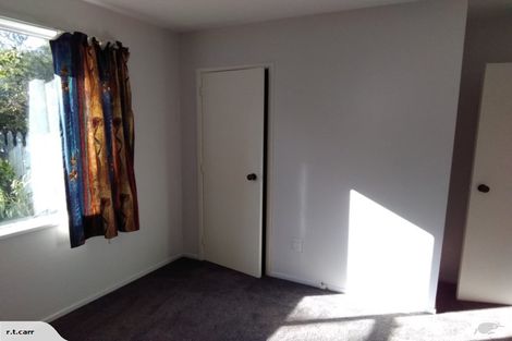 Photo of property in 96 Queenspark Drive, Parklands, Christchurch, 8083