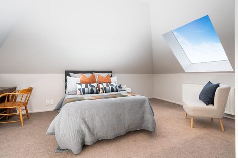 Photo of property in 34 Seatoun Heights Road, Seatoun, Wellington, 6022