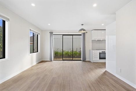 Photo of property in 42b Palmer Crescent, Silverstream, Upper Hutt, 5019