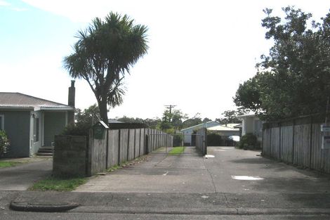 Photo of property in 53 Longburn Road, Henderson, Auckland, 0610