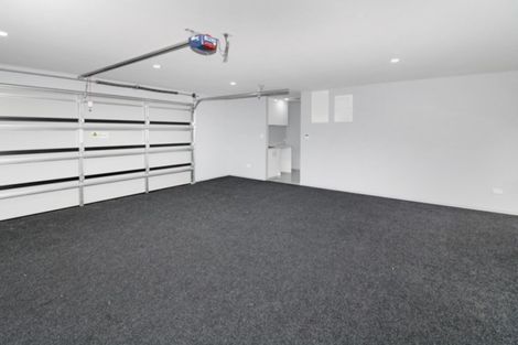 Photo of property in 2 Frederick Place, Whalers Gate, New Plymouth, 4310