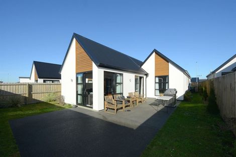 Photo of property in 11 Berg Way, Belfast, Christchurch, 8051