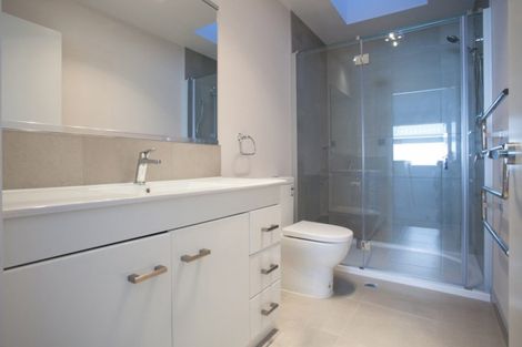 Photo of property in 10 Tucker Close, Leamington, Cambridge, 3432