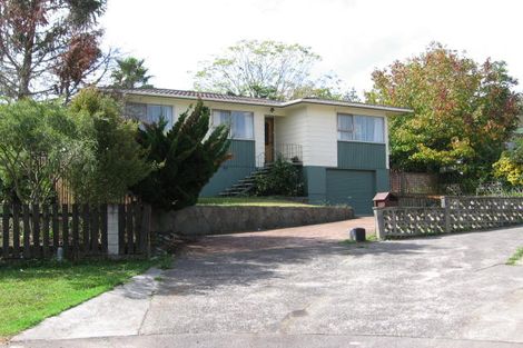 Photo of property in 16 Pankhurst Place, Sunnyvale, Auckland, 0612