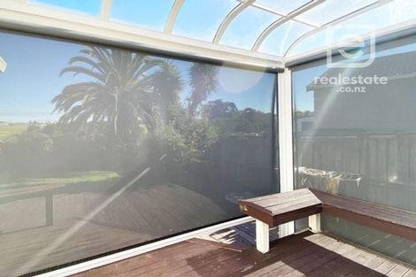 Photo of property in 60 De Quincey Terrace, Highland Park, Auckland, 2010