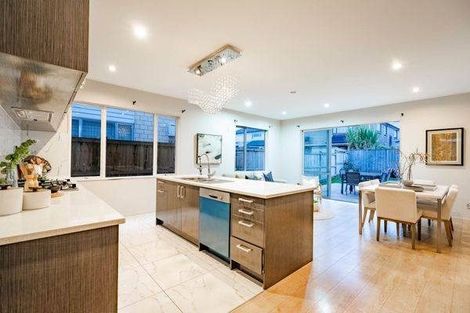 Photo of property in 22 Ballindrait Drive, Flat Bush, Auckland, 2019