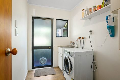 Photo of property in 45 Sheridan Crescent, Leamington, Cambridge, 3432