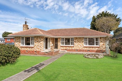 Photo of property in 1/10 Grove Road, Papakura, 2110