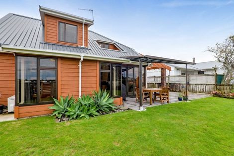 Photo of property in 52 Bayly Road, Blagdon, New Plymouth, 4310