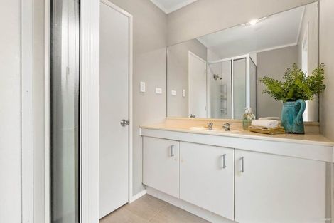 Photo of property in 1/50 Orangewood Drive, Northpark, Auckland, 2013