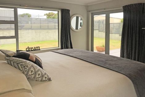 Photo of property in 18 Moir Street, Balclutha, 9230