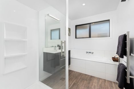 Photo of property in 12 Eldorado Place, Cromwell, 9310