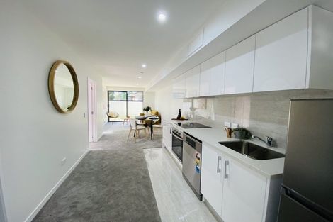 Photo of property in 8 Gray Avenue, Mangere East, Auckland, 2024