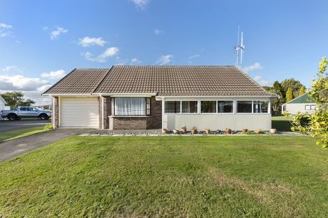 Photo of property in 6 Kingfisher Way, Te Kowhai, Hamilton, 3288