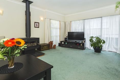 Photo of property in 10 Opal Avenue, Pakuranga, Auckland, 2010