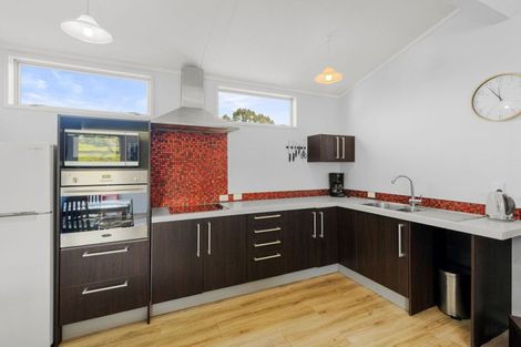 Photo of property in 22 Pickwick Road, Otamatea, Wanganui, 4571