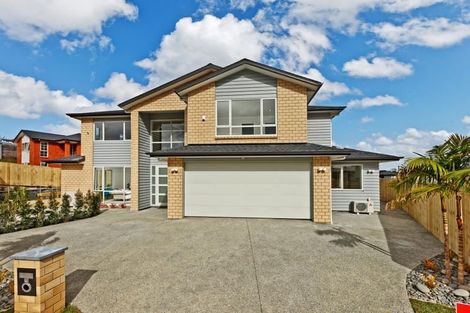 Photo of property in 70 Huntington Park Drive, Greenhithe, Auckland, 0632