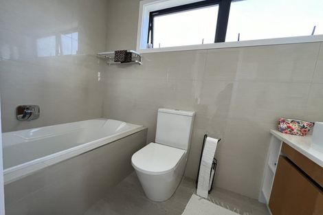 Photo of property in 40 Greenfinch Road, Hobsonville, Auckland, 0616